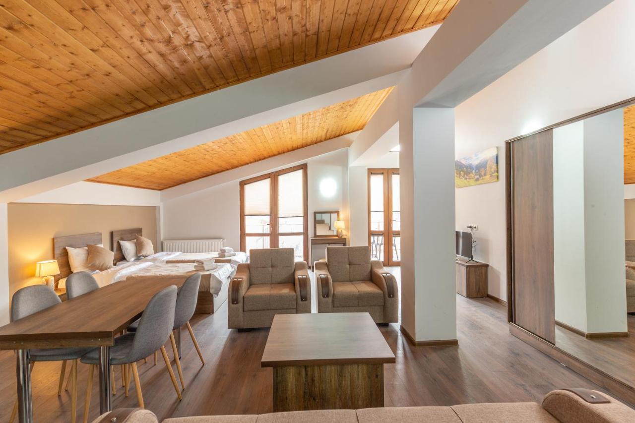 Pine Chalets By Ka Group Gudauri Luaran gambar
